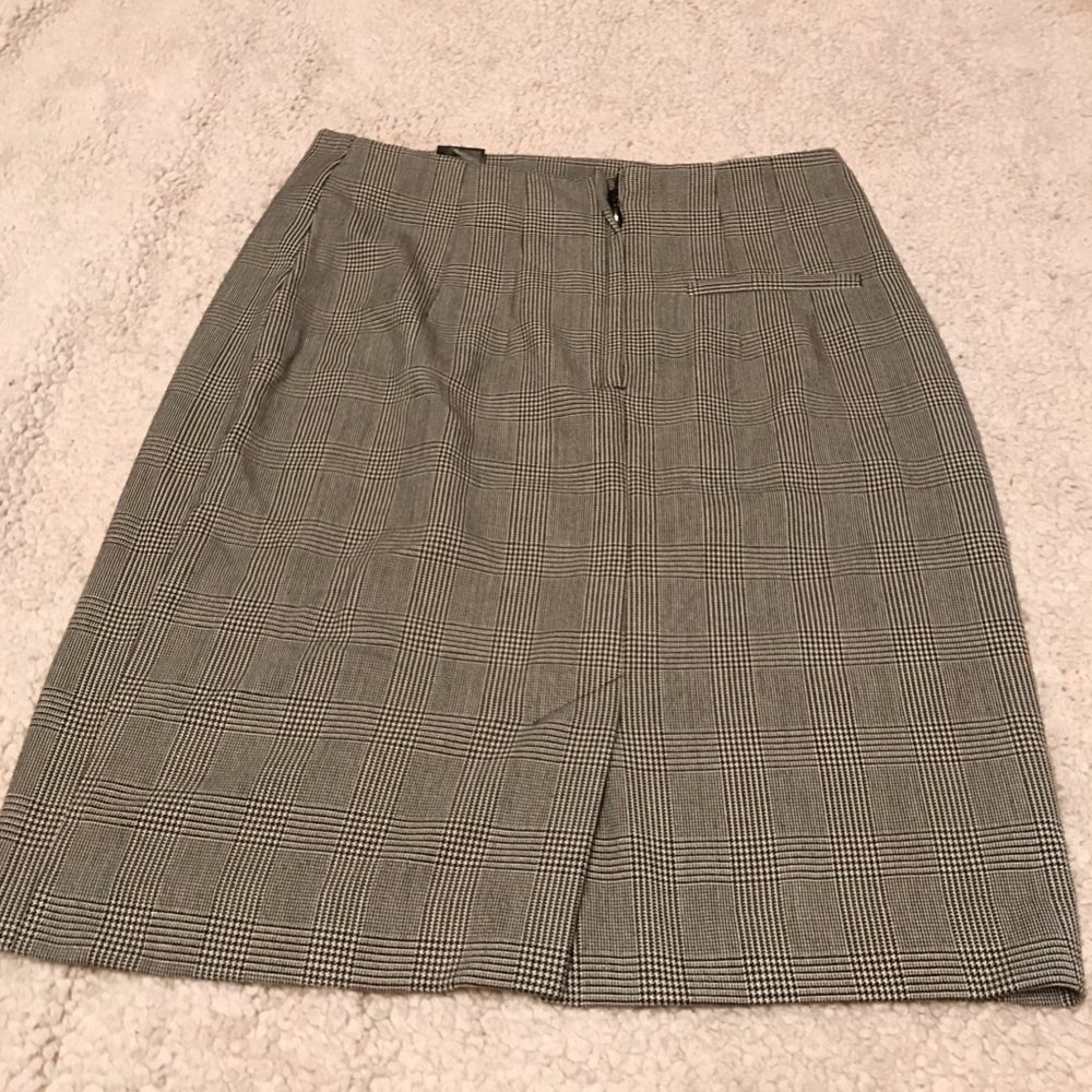 Business skirt - Picture 3 of 6